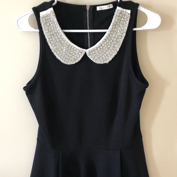Beaded peplum top - Picture 1 of 2